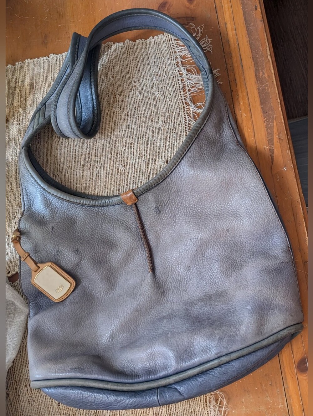 UGGLeather Tote Bag in gun metal gray